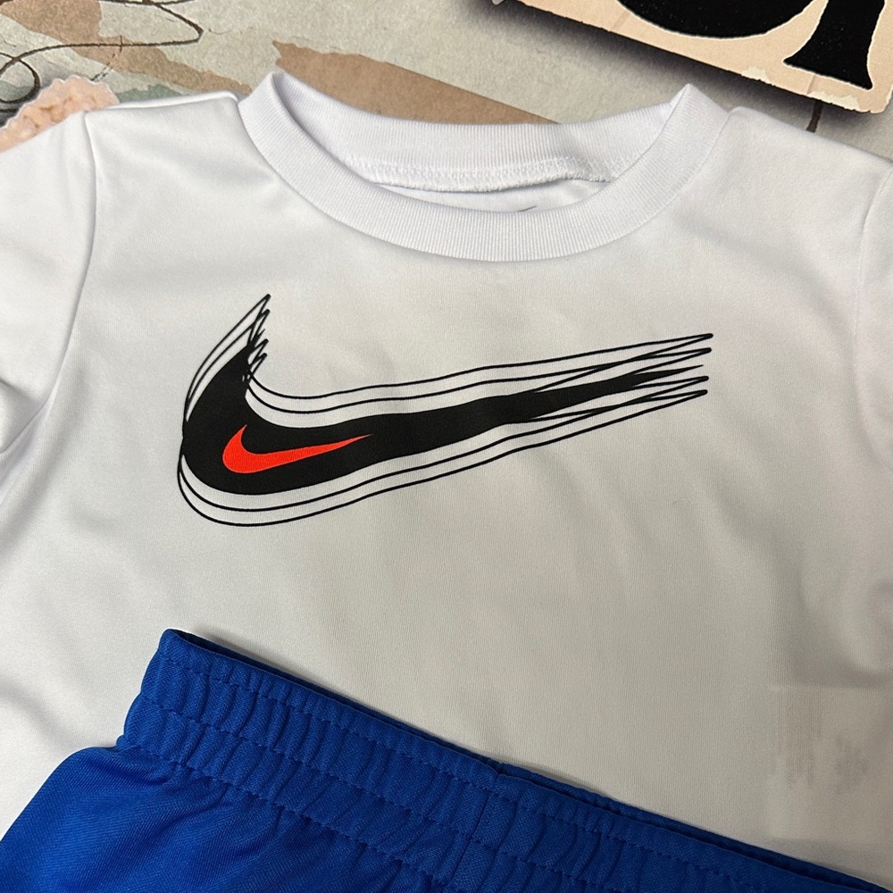 ❣️5|$25❣️Nike Athletic Royal Blue Shorts with White Swoosh Tee Set. 🆕 - Picture 4 of 4
